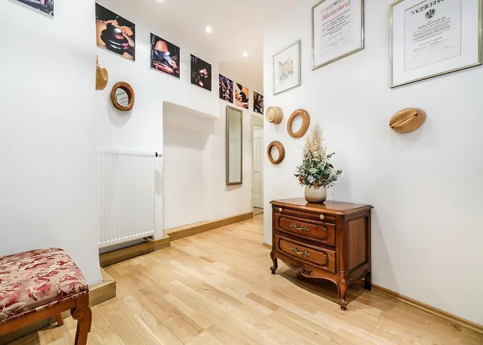 Chin-chin Ehemals Bohemian Hotel Regensburg