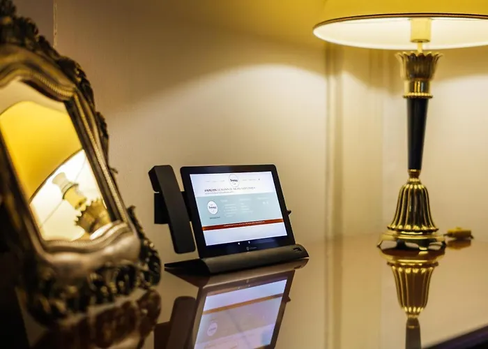 Chin-chin Ehemals Bohemian