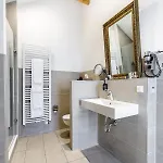Chin-chin Ehemals Bohemian 4* Regensburg
