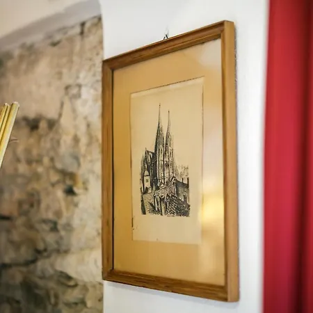 Chin-chin Ehemals Bohemian ホテル