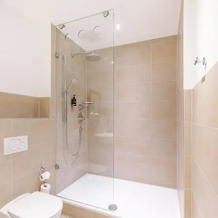 ホテル Chin-chin Ehemals Bohemian 4*