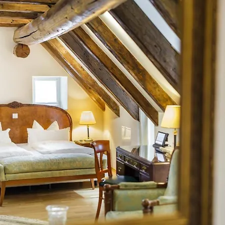 Hotel Bohemian 4*