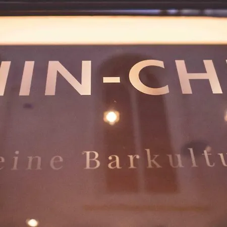 Chin-chin Ehemals Bohemian ホテル 4*