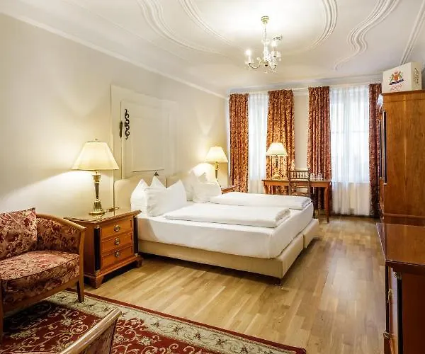 Chin-chin Ehemals Bohemian Hotell