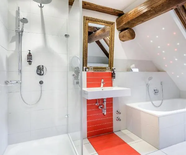 Chin-chin Ehemals Bohemian Hotel Regensburg