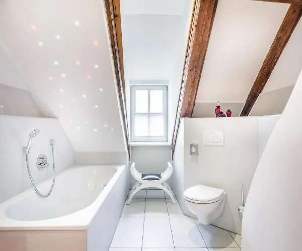 Chin-chin Ehemals Bohemian Hotel Regensburg