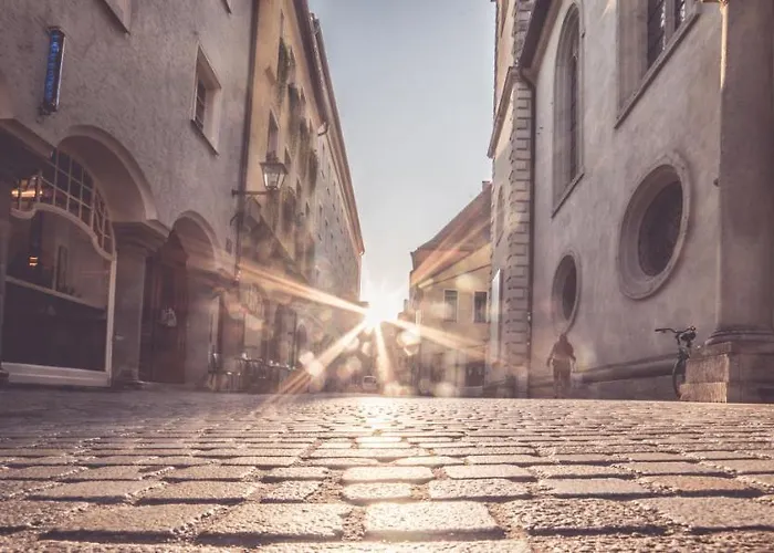 Chin-chin Ehemals Bohemian Hotell Regensburg